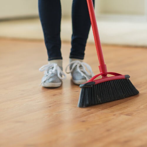 Laminate cleaning | Fairmont Flooring